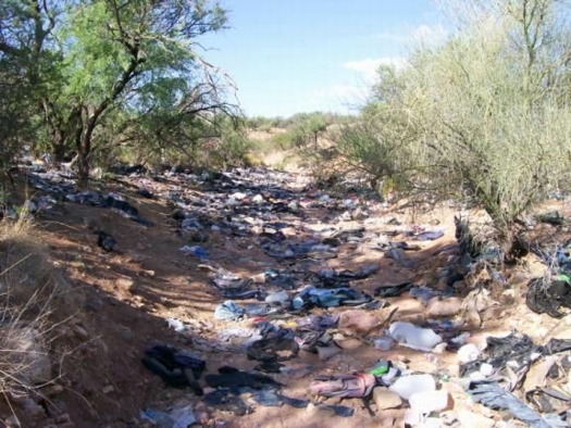 Border-Trash-AZ.jpg